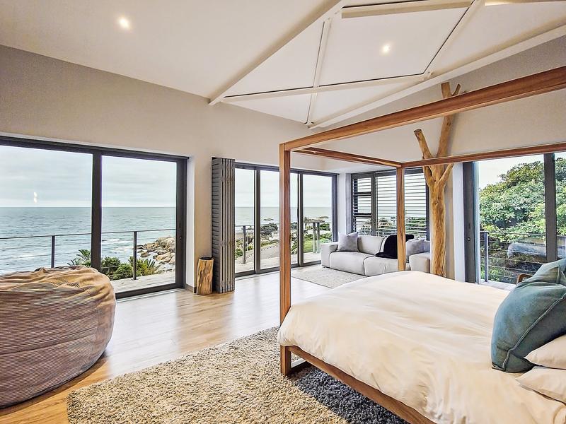 5 Bedroom Property for Sale in Bakoven Western Cape